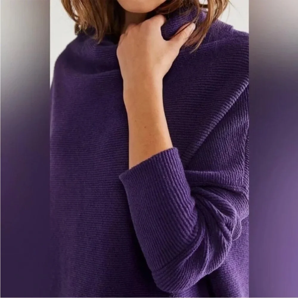 Free People Ottoman Slouchy Tunic Sweater Gothic Grape Size Small